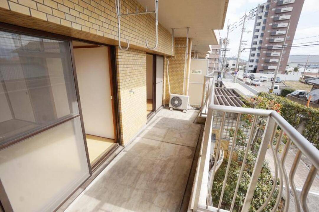 バルコニー　バルコニー