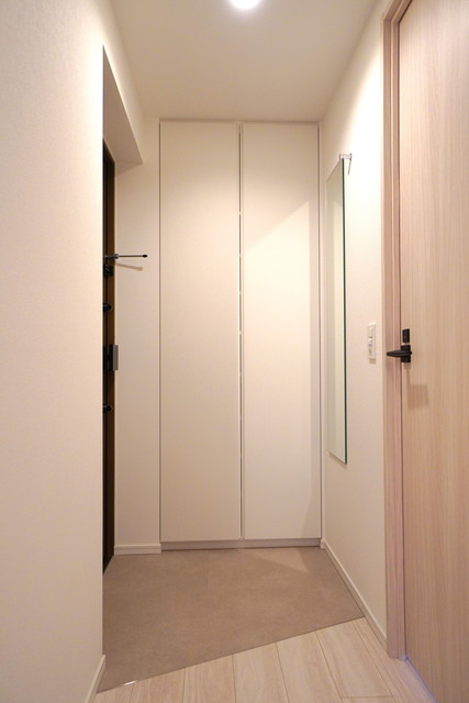 玄関　※写真は同タイプ住戸です。