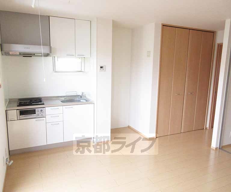 居室・リビング　明るいお部屋です