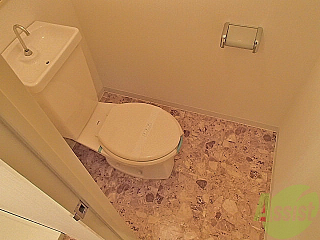 トイレ　清潔感のあるトイレです。お掃除もし易すいですよぉ～