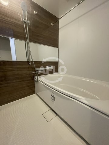 バス・シャワールーム　スプランディッド玉造　浴室