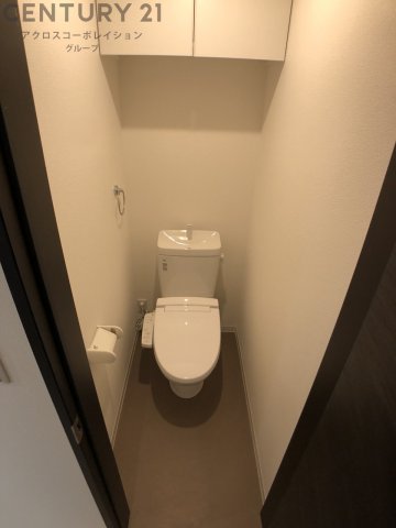 トイレ　温水洗浄便座機能付きのトイレです♪