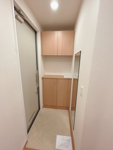 玄関　同物件、類似間取りのイメージ写真です