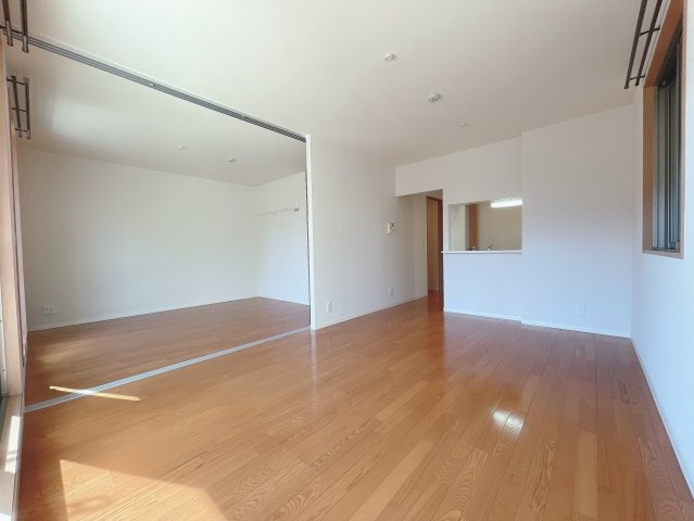 居室・リビング　同物件、類似間取りのイメージ写真です