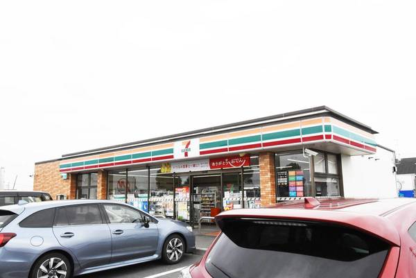 コンビニ　セブンイレブン太田市高林バイパス店（コンビニ）まで800m