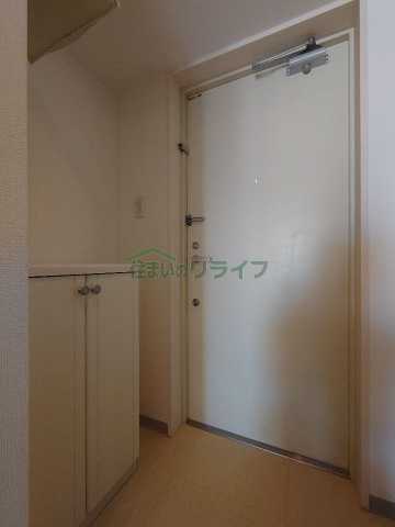 玄関　※参考写真です。同じ間取りの別部屋になります。