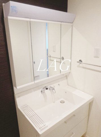 洗面設備　洗面台です。