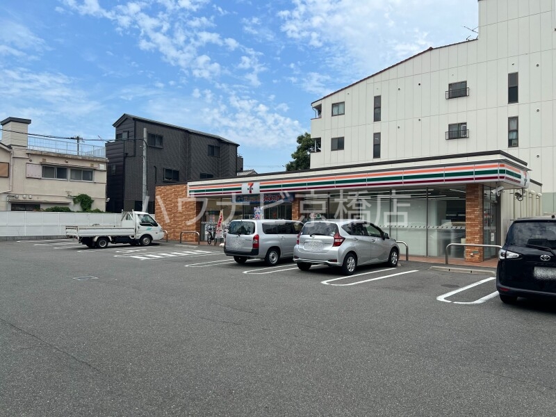 コンビニ　セブンイレブン大阪内代店（コンビニ）まで440m