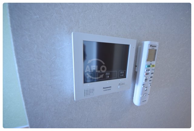 セキュリティ　天王寺エルモ　TVモニター付きインターホン