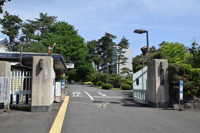 中学校　相模女子大学　徒歩24分（中学校）まで1900m