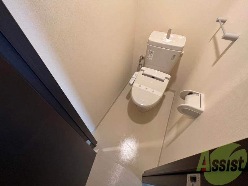 トイレ　ウォシュレット機能がついたトイレ。安心して使用できますね