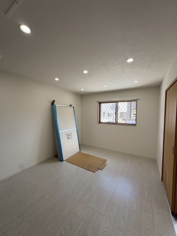 居室・リビング　ゆったりした洋室です