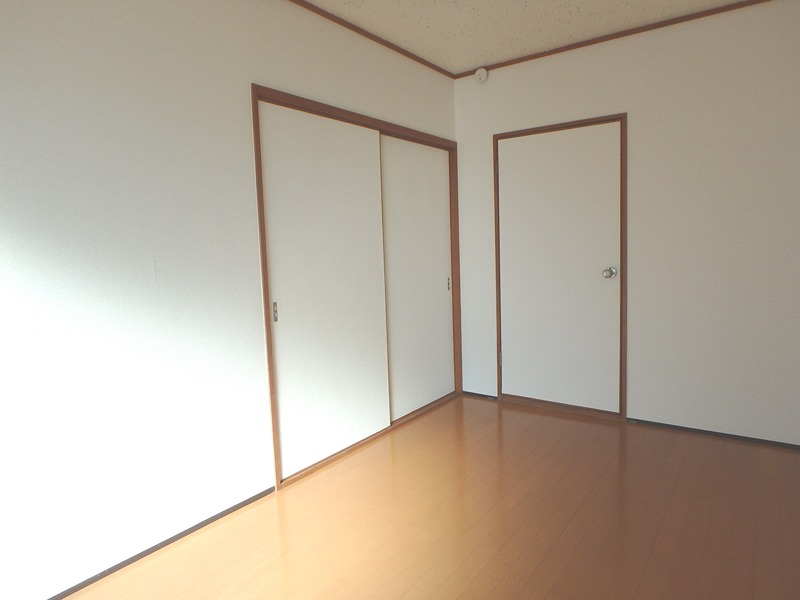 バルコニー　洋室