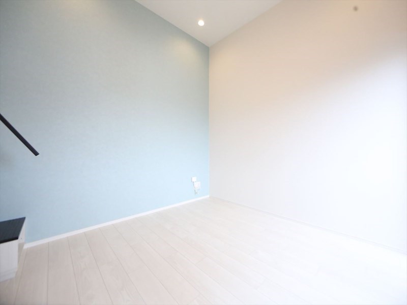 その他　洋室6.1帖　ロフト6.3帖（寝室にも使えます）　同仕様写真