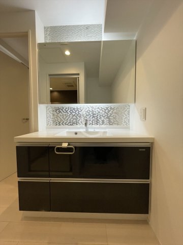 洗面設備　グラシア堺筋本町　独立洗面台