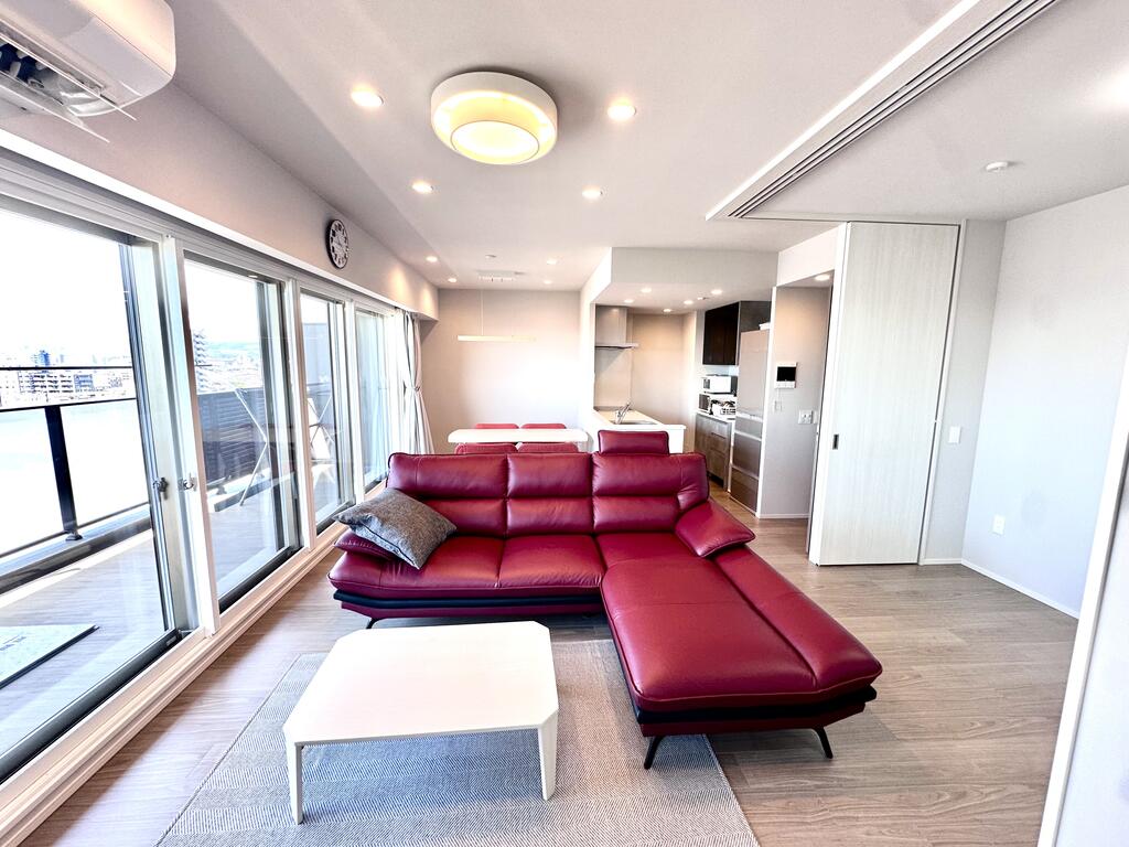 居室・リビング　家具・家電はつきません