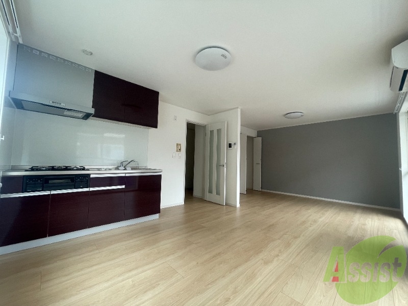 居室・リビング　１４帖のリビングです。広々としていますね。