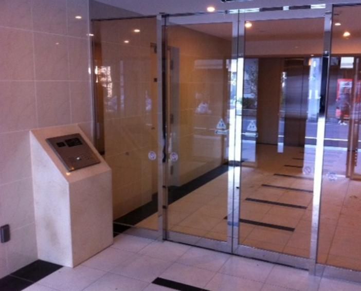 エントランス　エントランス