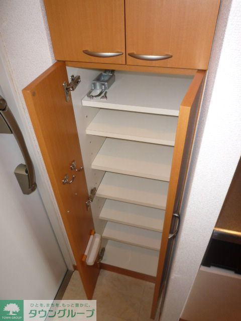 玄関　シューズボックス