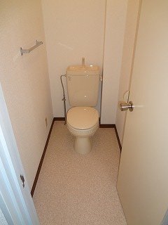 トイレ　別室の参考写真です。※現況優先