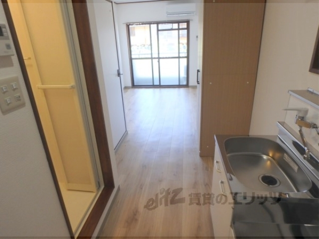 その他部屋・スペース　廊下