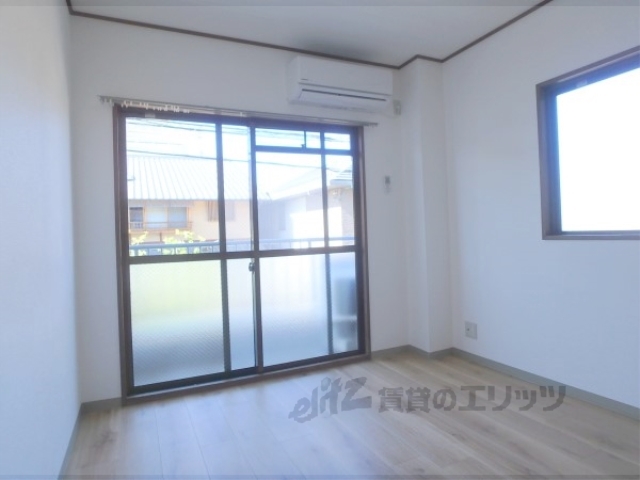 居室・リビング　洋室