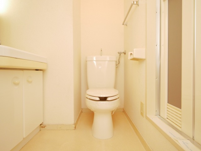 トイレ　ウォシュレットの取付ご相談ください！