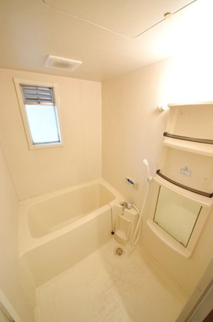 バス・シャワールーム　★お風呂に窓★