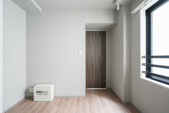 キッチン　※竣工前・別室同タイプの写真です。