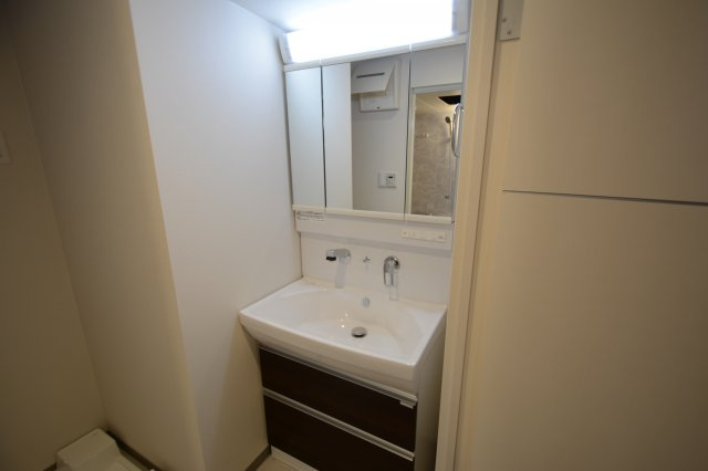 洗面設備　独立洗面化粧台付き☆