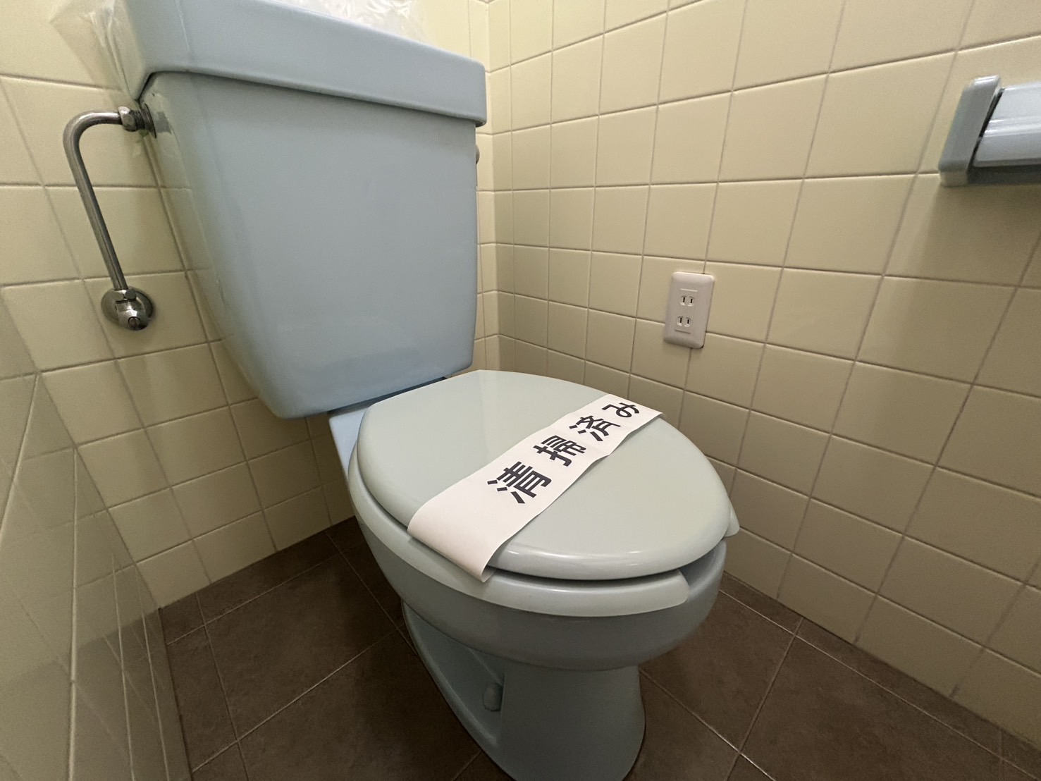 トイレ　写真は内装済み別号室