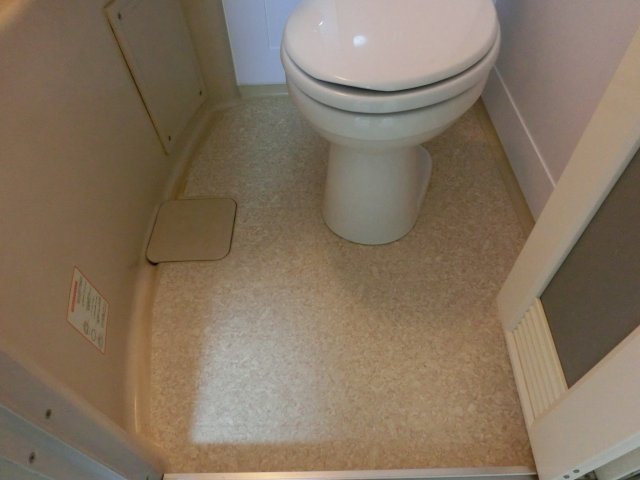 トイレ　落ち着いたトイレです