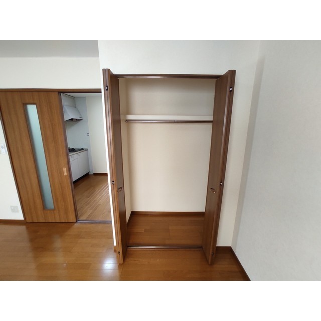 収納　クローゼット