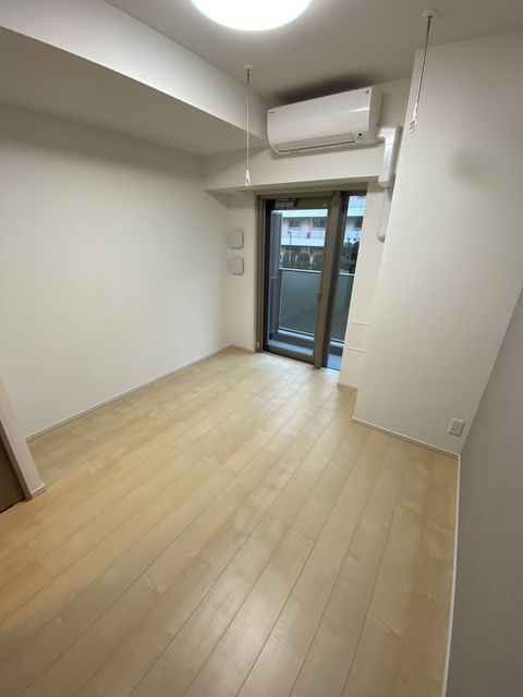 居室・リビング　清潔感のあるお部屋です。