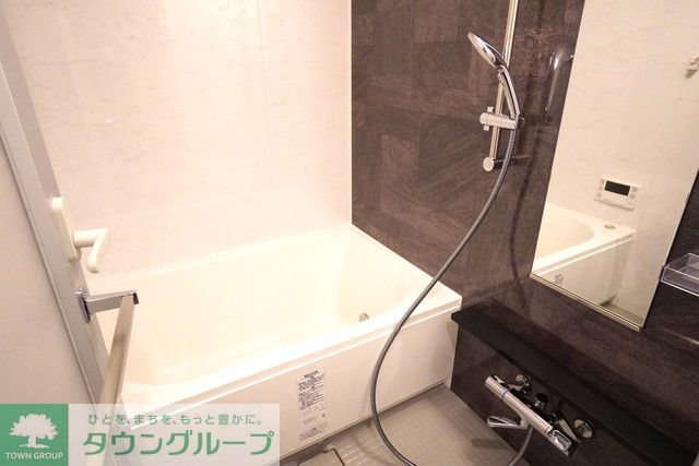 バス・シャワールーム　※写真は同タイプ住戸です。