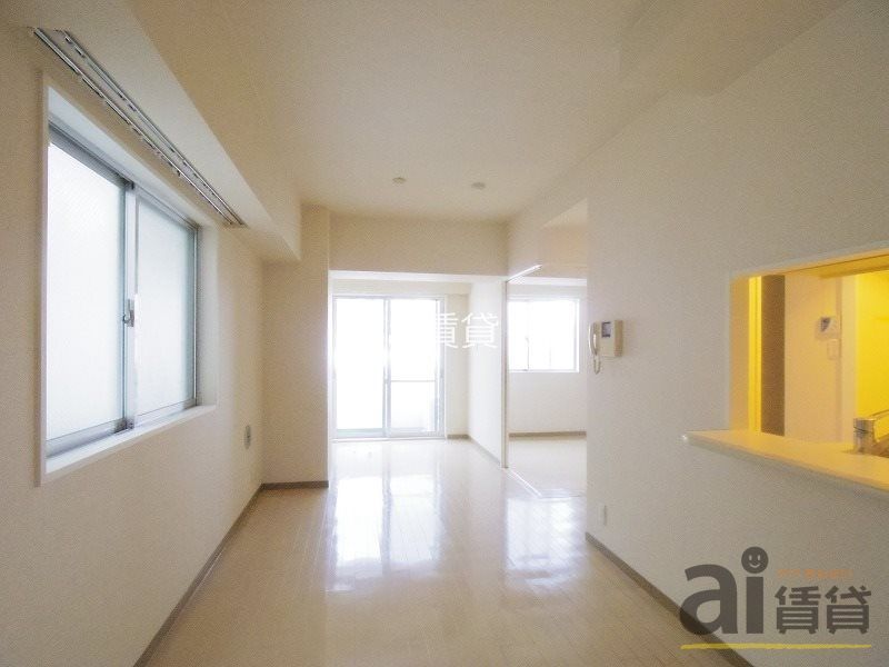 居室・リビング　※別号室写真です