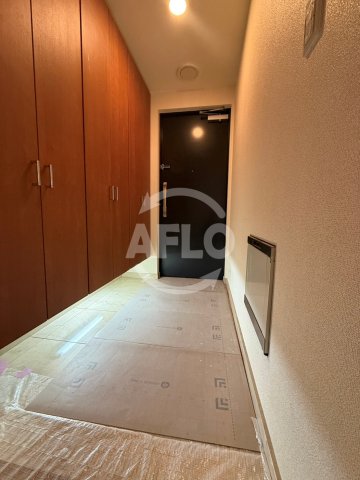 玄関　イトーピア北浜スウィートマーク　玄関