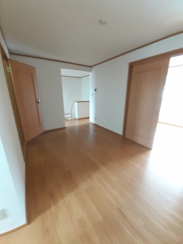 居室・リビング　使いやすい居間です