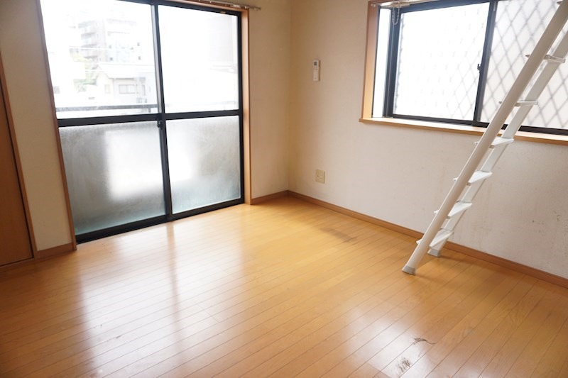 居室・リビング　別号室イメージ