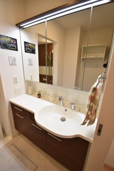 洗面設備　同仕様写真