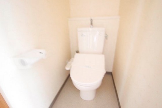 トイレ　※別部屋の写真です
