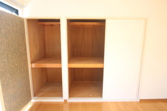 収納　※別部屋の写真です