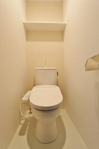 トイレ　ウォシュレット完備