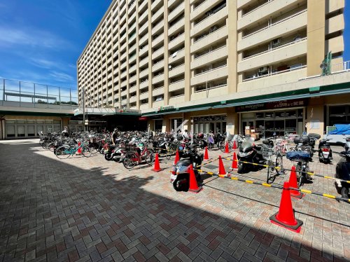 スーパー　マルエツ 井土ヶ谷店（スーパー）まで506m