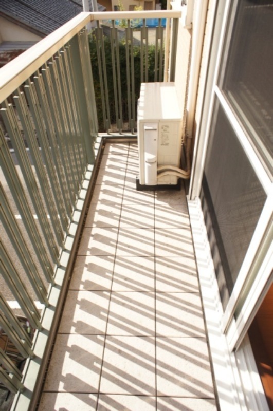 バルコニー　図面と現状に相違がある場合には現状を優先