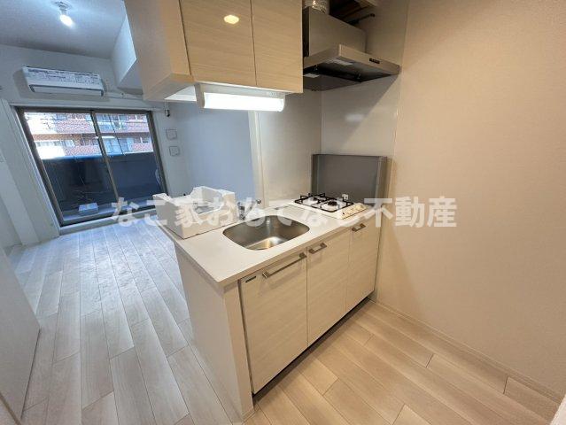 キッチン　※写真は別号室