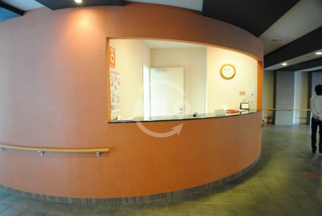 セキュリティ　エルセレーノ上本町レジデンス　コンシェルジュルーム