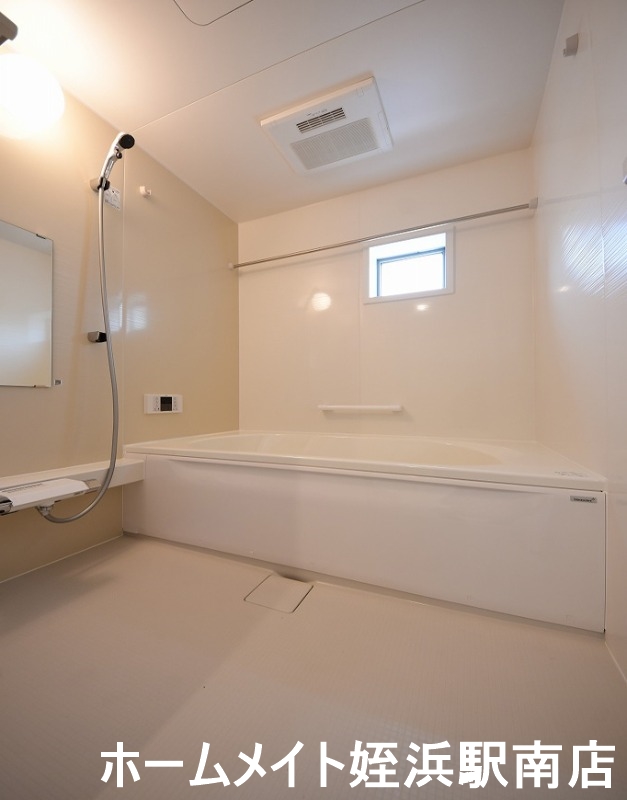 バス・シャワールーム　★ご連絡、お待ちしております♪★