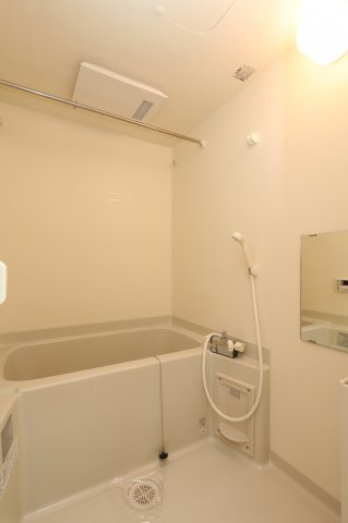 バス・シャワールーム　参考写真（同物件別部屋）