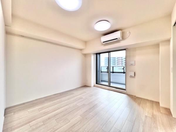 居室・リビング　同タイプ１２０１号室の写真です。